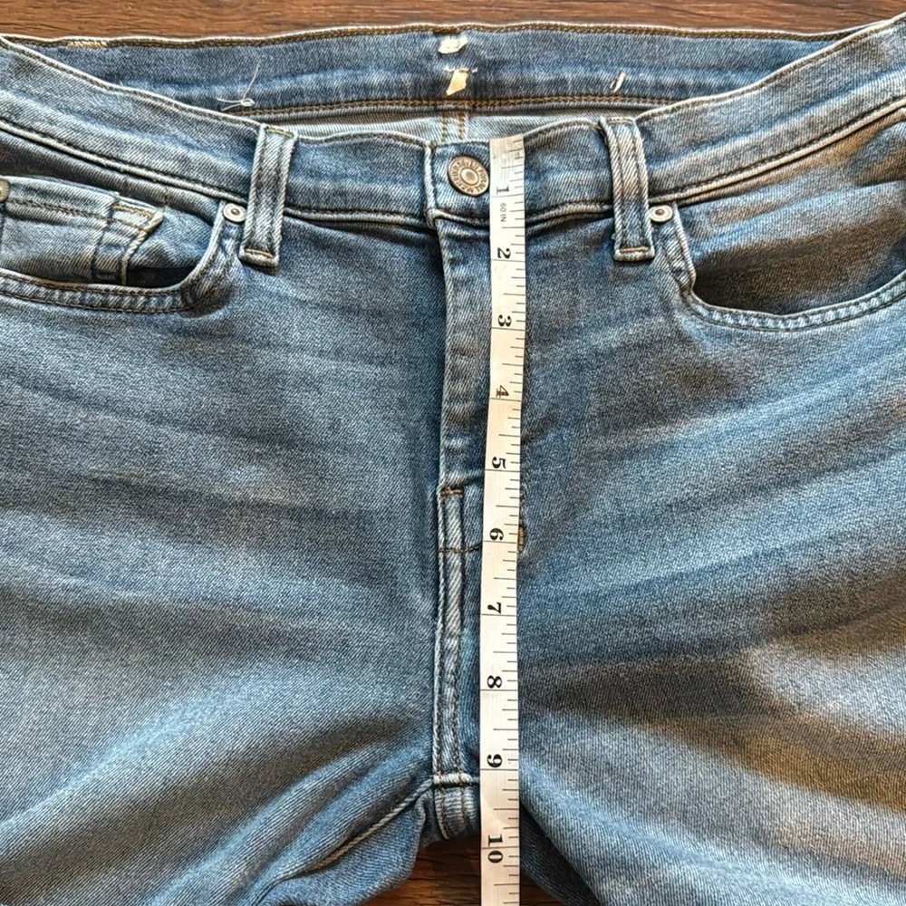 7 for all mankind 7 stitch Pocket Straight leg Jean denim Light Wash sz 29 FLAW